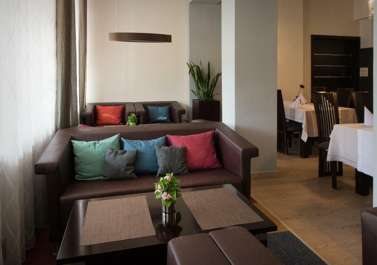 Hotel Capitol Biała Podlaska Extérieur photo