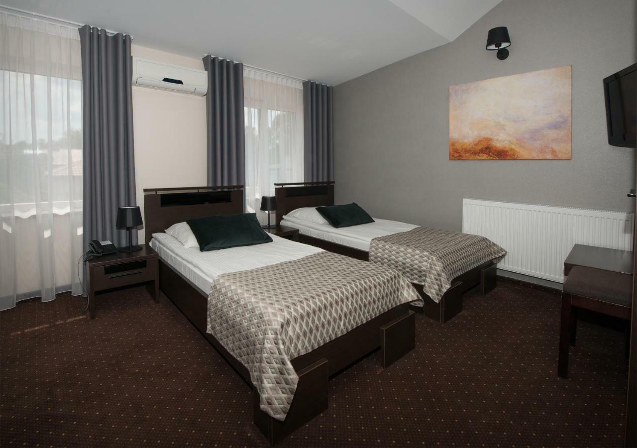 Hotel Capitol Biała Podlaska Extérieur photo